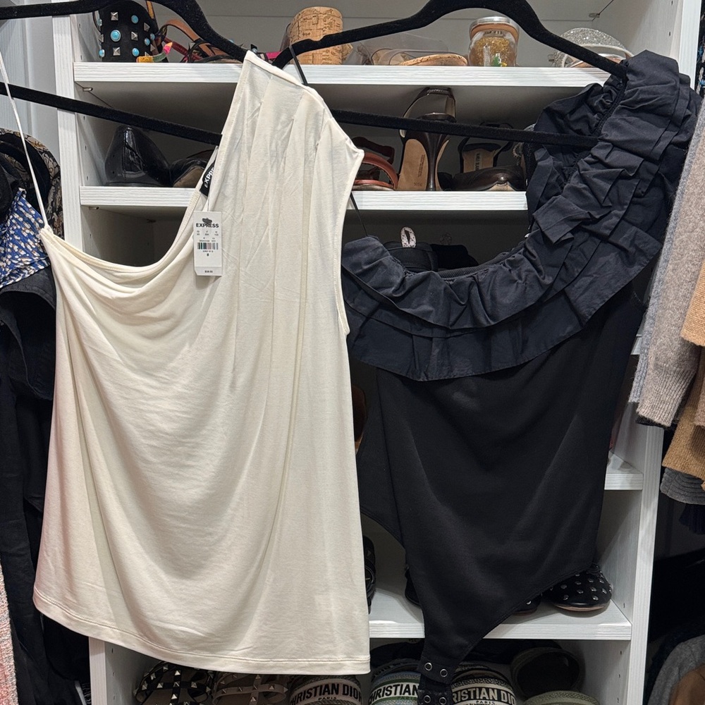 2 One Shoulder Tops Ruffle